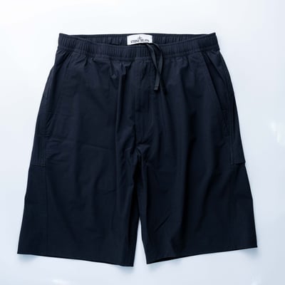 Stone Island Stella Bermuda 百慕達軟殼標準版型短褲 黑3