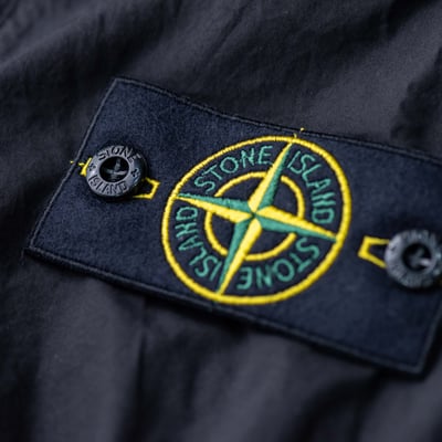 Stone Island 彈性纖維縮口錐形褲 黑8