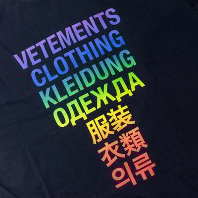 [ Vetements ] Translation Tee 黑色/彩虹3