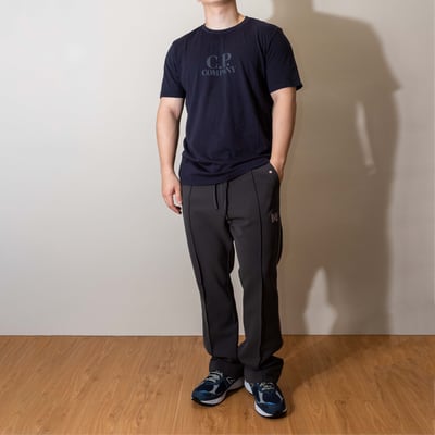 [ C.P. Company ] 13CMTS119A LOGO T-SHIRT 深藍2