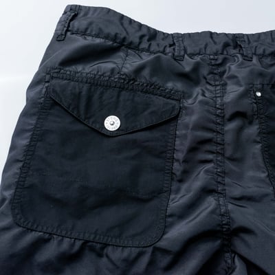 Stone Island L1932 Polyester David Light-tc 寬鬆拼接短褲 黑5