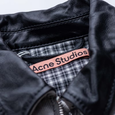 Acne Studios 羊皮皮領寬短版外套 灰5