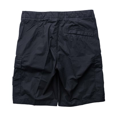 Stone Island 百慕達標準短褲 黑2