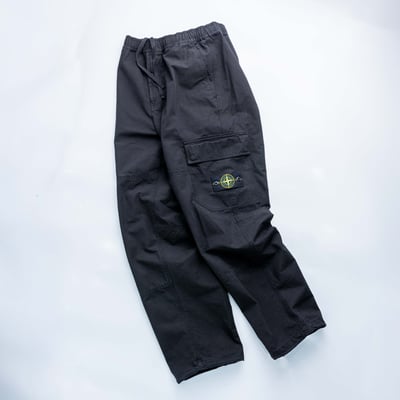 Stone Island 放鬆版型抗撕裂工作褲 黑3