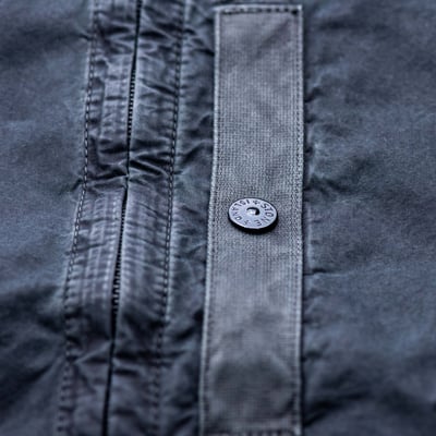 Stone Island 水洗工裝襯衫 碳灰4