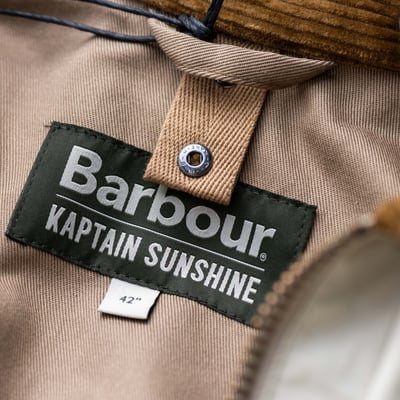 Barbour x Kaptain Sunshine Cruiser 翻領連帽外套 象牙白6
