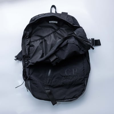 C.P. Company 後背包 黑3