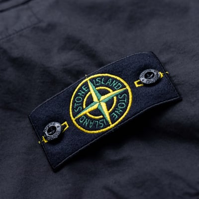 Stone Island 舒適版型工裝短褲 黑色6