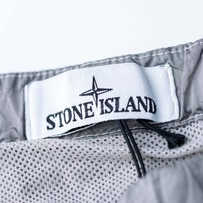 Stone Island 金屬尼龍沙灘褲 灰6