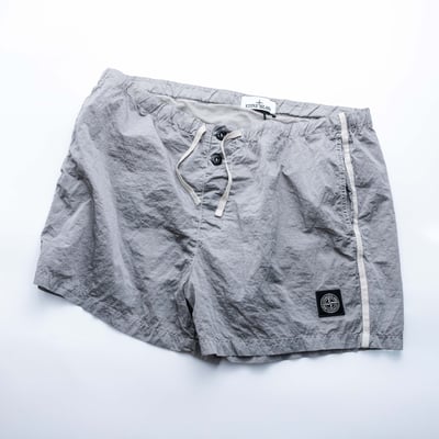 Stone Island 金屬尼龍沙灘褲 灰3