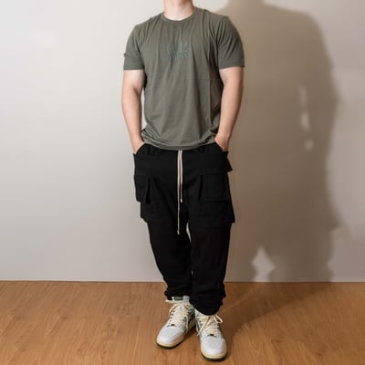 [ C.P. Company ] 13CMTS119A LOGO T-SHIRT 灰綠色2