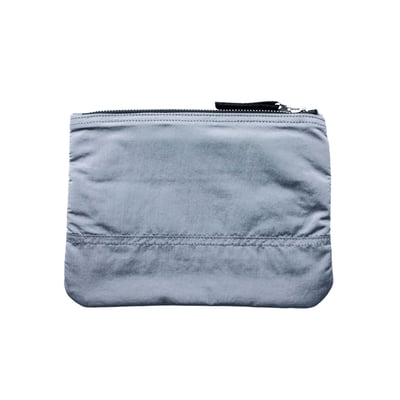 Stone Island 金屬尼龍羅盤徽章收納袋 灰2