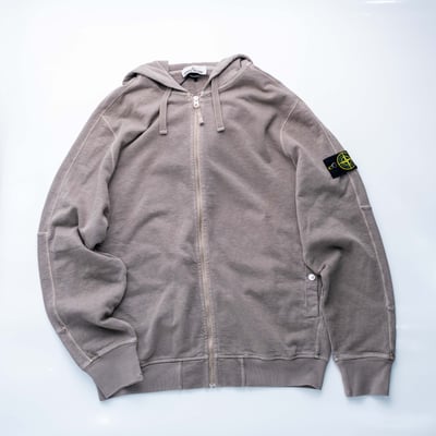 Stone Island 連帽棉外套 鴿灰色3