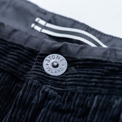 Stone Island 燈芯絨800標準版型長褲 黑色6