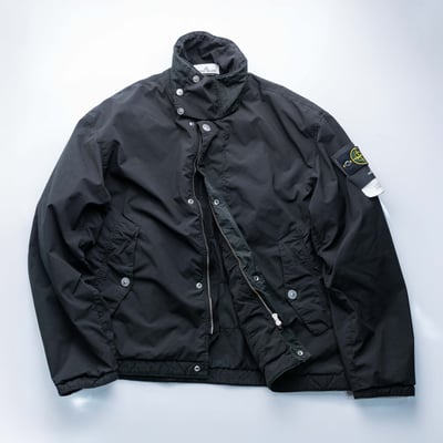 Stone Island Light Compact Touch 立領短版尼龍外套 黑3