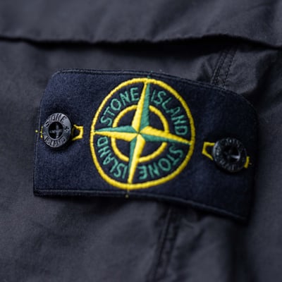 Stone Island 舒適彈性纖維短褲 黑5