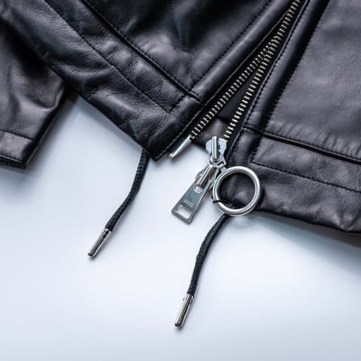 AMI PARIS 連帽寬鬆皮衣 黑8
