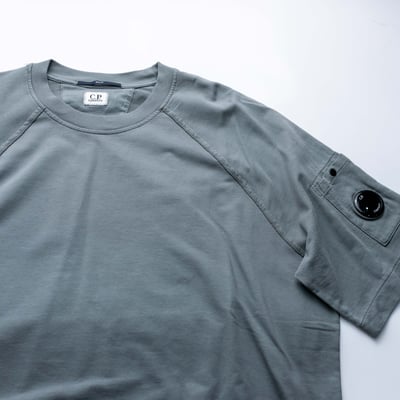 C.P. Company 風鏡短袖 灰綠3