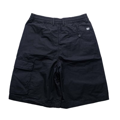 C.P. Company 風鏡工作短褲 黑2