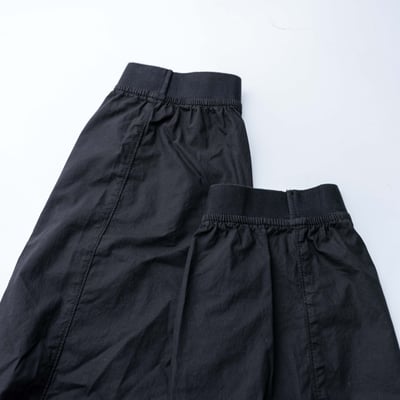 Stone Island 彈性纖維縮口錐形褲 黑5