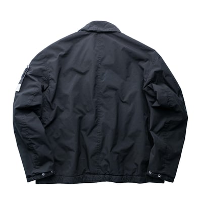 Stone Island Light Compact Touch 立領短版尼龍外套 黑2