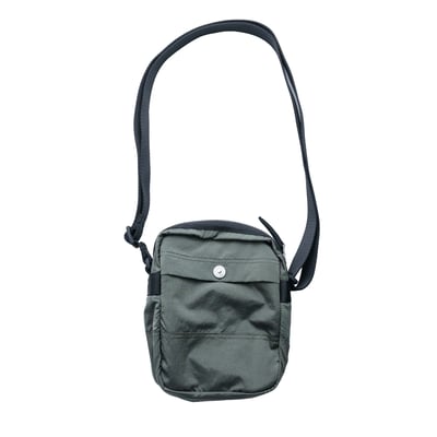 Stone Island 金屬尼龍小包 菸草綠2