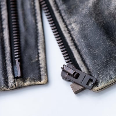 Acne Studios 牛皮作舊飛行外套 黑7
