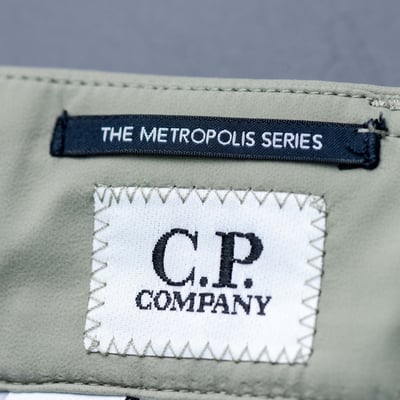 C.P. Company Metropolis Series Gore-tex 3L Infinium 機能長褲11