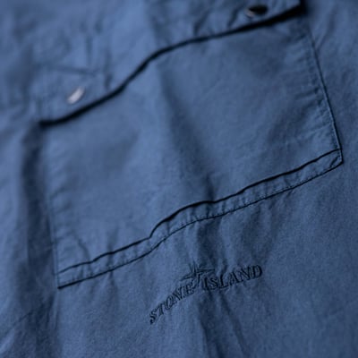 Stone Island 刺繡工裝薄襯衫 深藍8