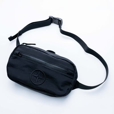 Stone Island 金屬尼龍小包 黑3