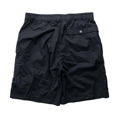 Stone Island 舒適彈性纖維短褲 黑2