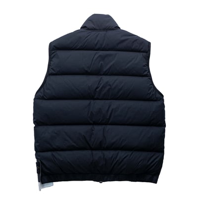 Stone Island Seamless Tunnel 羽絨背心 黑2