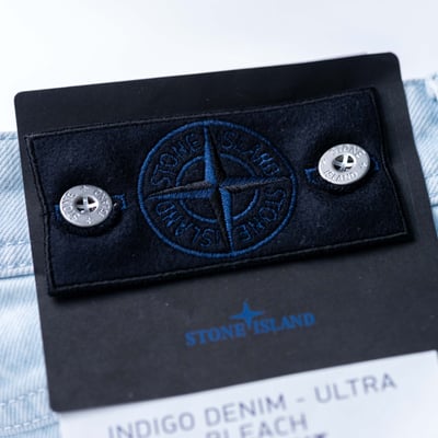 Stone Island 丹寧系列 標準牛仔褲 過漂藍3