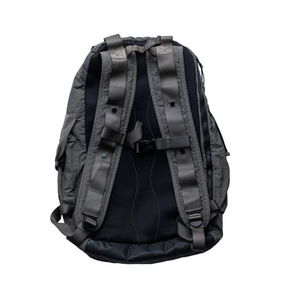 C.P. Company 後背包 灰綠2