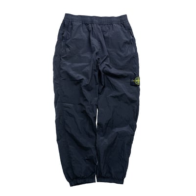 Stone Island 標準版型金屬尼龍長褲 黑1