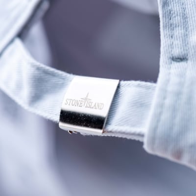 Stone Island 銀扣刺繡老帽 天空藍5