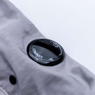 C.P. Company Nylon B 腰包 銀灰色5