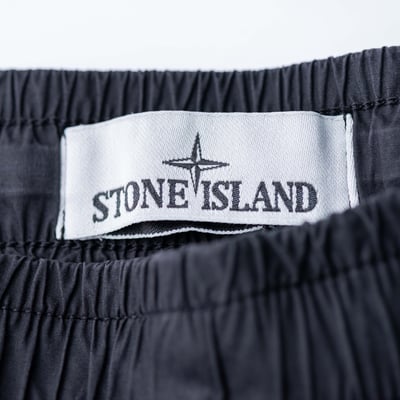 Stone Island 彈性纖維縮口錐形褲 黑6
