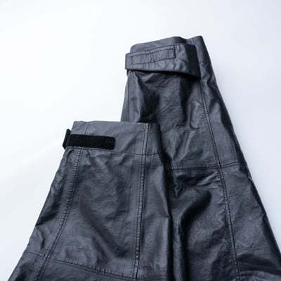 Stone Island 白標 阮經天同款 輕量皮革中長版外套 碳灰8