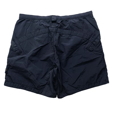 Stone Island 金屬尼龍舒適短褲 黑2