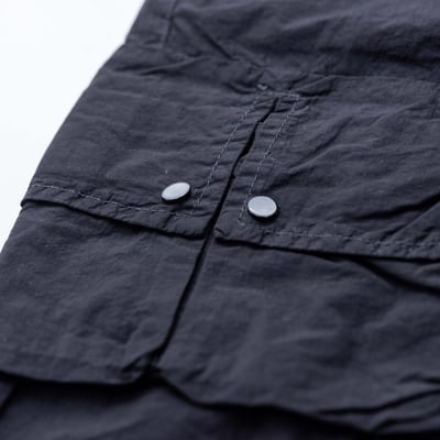 C.P. Company 多口袋風鏡寬褲 黑7