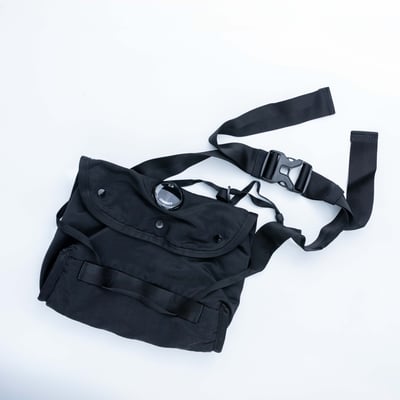 C.P. Company Nylon B 腰包 黑色2