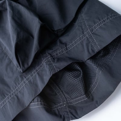 And Wander 戰術口袋短褲 黑8