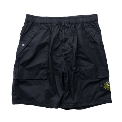 Stone Island 舒適彈性纖維短褲 黑1