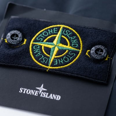 Stone Island Micro Twill 科技羽絨外套 黑5