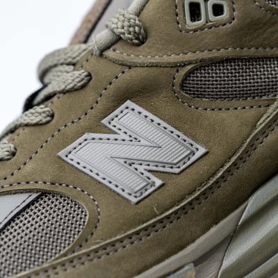 Stone Island x New Balance 991v2 英製運動鞋 軍綠7