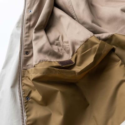 Barbour x Kaptain Sunshine Cruiser 翻領連帽外套 象牙白10