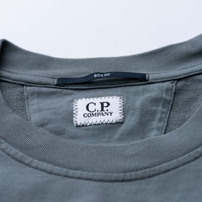 C.P. Company 風鏡短袖 灰綠5