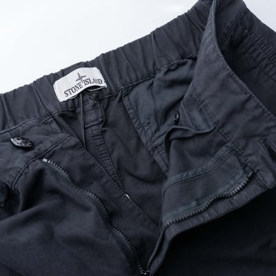 Stone Island 抗撕裂寬褲 黑4