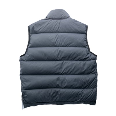 Stone Island Seamless Tunnel 羽絨背心 水泥灰2